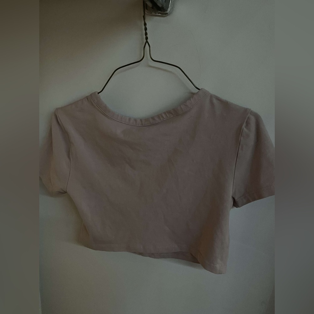 Light Pink Cropped short sleeve shirt H&M divided